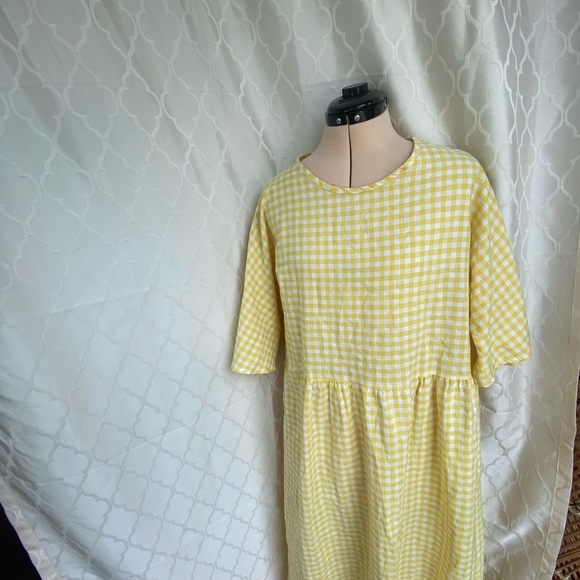 Yellow gingham extra large dress - Picture 2 of 4